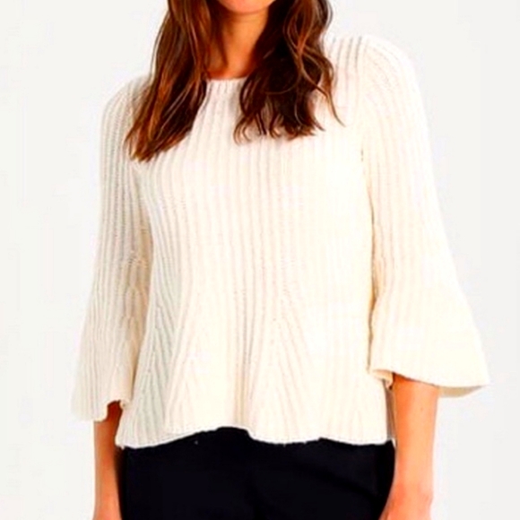 (M)🔥Gap🔥 Peplum Sweater with Bell Sleeves Ptp 17"×L23" - Picture 3 of 8